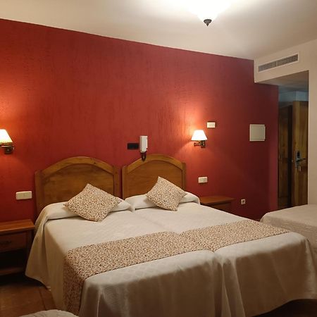 Hostal Decerca Прадена Номер фото
