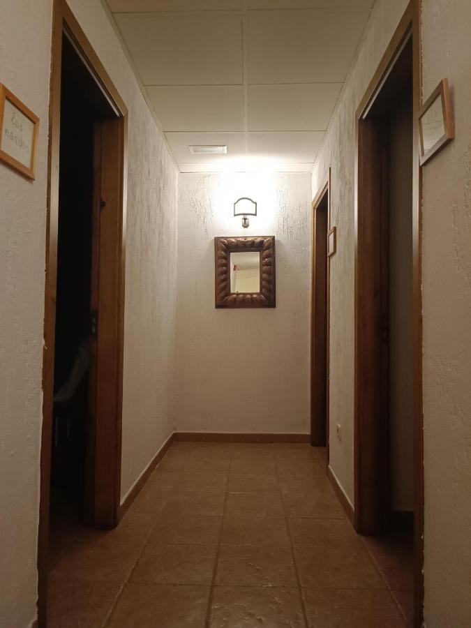 Hostal Decerca Прадена Экстерьер фото
