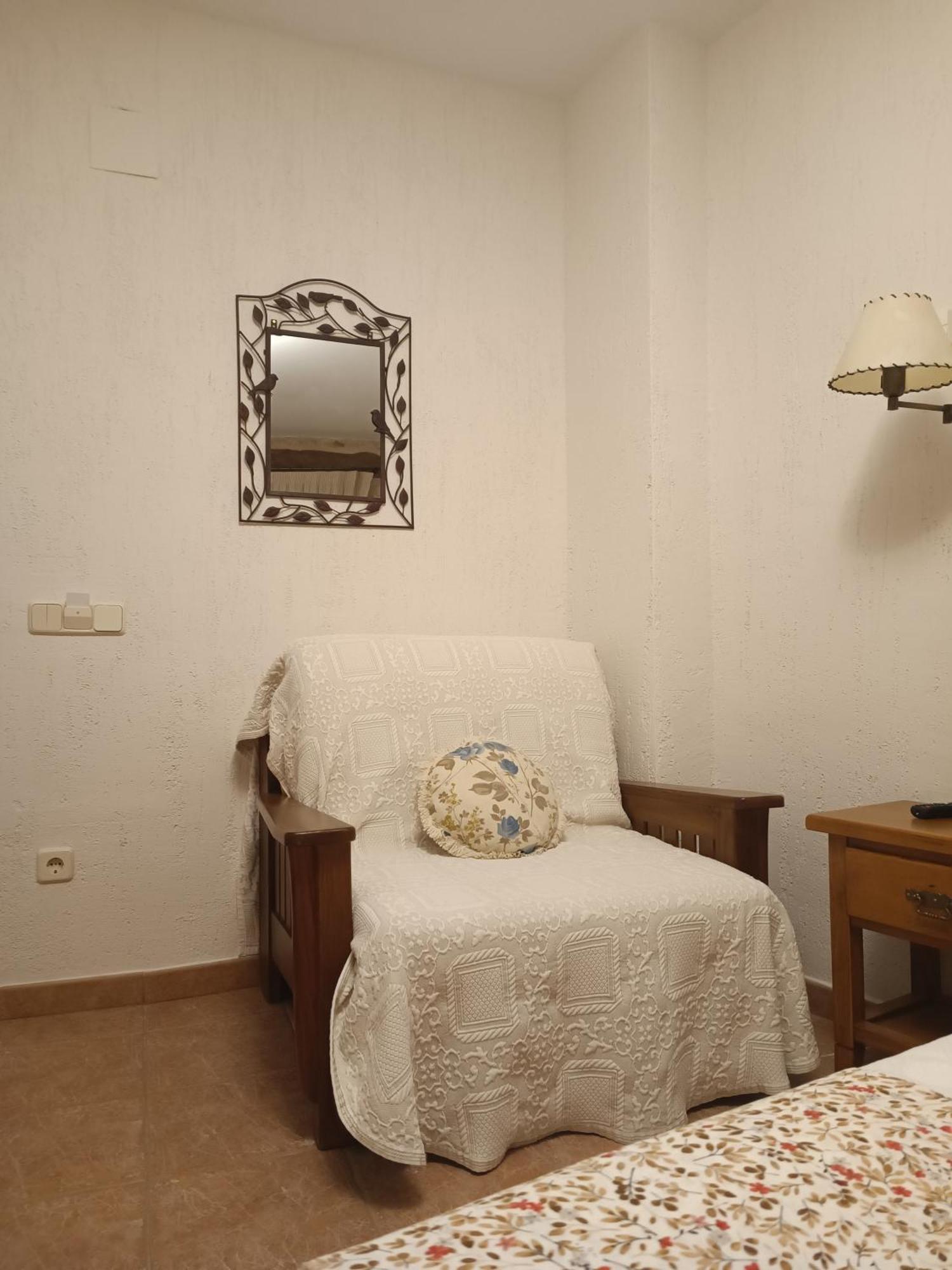 Hostal Decerca Прадена Номер фото